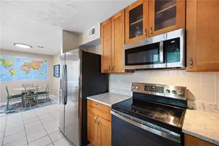 304 Parkaire Crossing, Marietta, GA 30068 - Photo 14