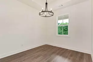 218 Clay St, Maysville, GA 30558 - Photo 4