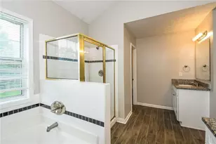 2760 Autumn Lake Ln, Decatur, GA 30034 - Photo 12
