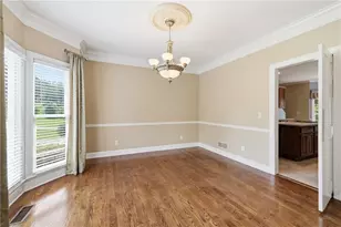 4713 Bedford Glenn, Flowery Branch, GA 30542 - Photo 6