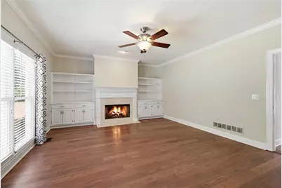 4713 Bedford Glenn, Flowery Branch, GA 30542 - Photo 8