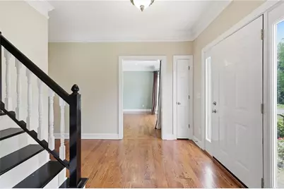 4713 Bedford Glenn, Flowery Branch, GA 30542 - Photo 2