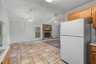 380 N Victoria Rd, Woodstock, GA 30189 - Photo 20