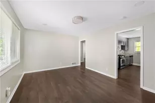2837 Palm Dr, Atlanta, GA 30344 - Photo 6