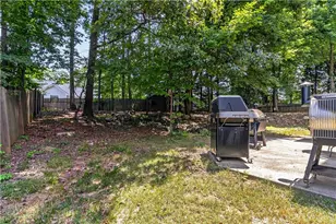 2456 Arcadia Dr NW, Acworth, GA 30101 - Photo 38
