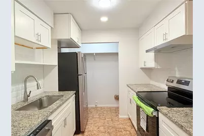 1166 Booth Road SW #908, Marietta, GA 30008 - Photo 10