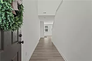 5760 Flint Ln, Cumming, GA 30028 - Photo 6