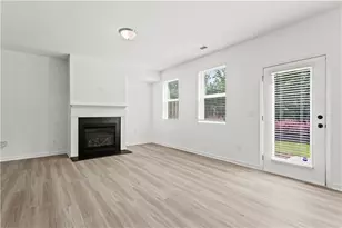 5760 Flint Ln, Cumming, GA 30028 - Photo 8