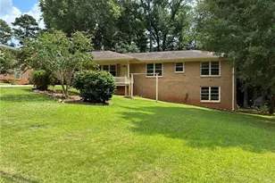 6135 Queens Rd, Douglasville, GA 30135 - Photo 18