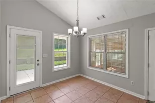 340 Windsor Brook Ln, Lawrenceville, GA 30045 - Photo 10