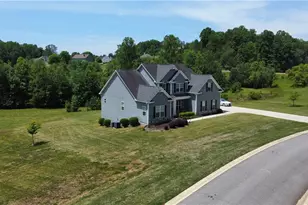 132 Blue Sky Dr, Dawsonville, GA 30534 - Photo 10