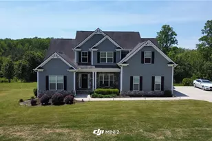 132 Blue Sky Dr, Dawsonville, GA 30534 - Photo 2