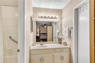 605 Dunbar Dr, Dunwoody, GA 30338 - Photo 16
