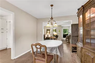 605 Dunbar Dr, Dunwoody, GA 30338 - Photo 8