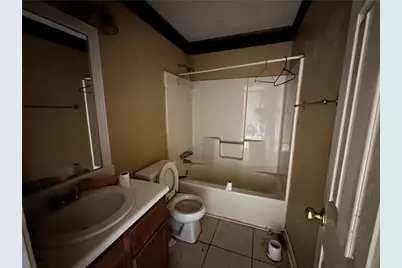 6364 Phillips Court, Lithonia, GA 30058 - Photo 4
