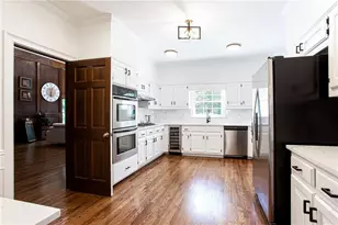 1887 Chedworth Ct, Stone Mountain, GA 30087 - Photo 10