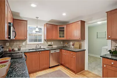 99 Bates Avenue NE, Atlanta, GA 30317 - Photo 8