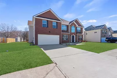 541 Hamlet Drive, Hampton, GA 30228 - Photo 2