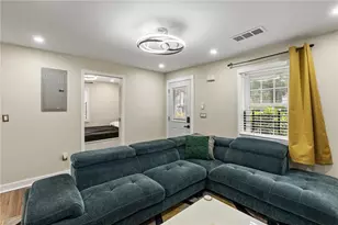 2100 Tiger Flowers Dr NW, Atlanta, GA 30314 - Photo 10