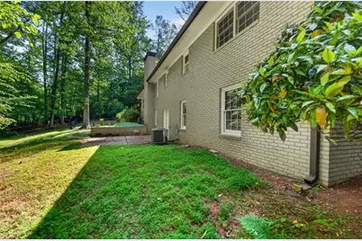 2070 Clay Drive NE, Sandy Springs, GA 30350 - Photo 46