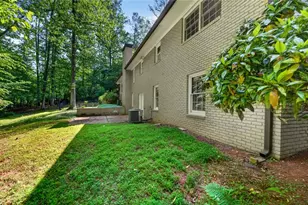 2070 Clay Dr NE, Sandy Springs, GA 30350 - Photo 46