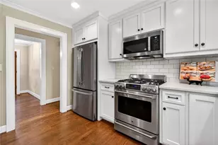2070 Clay Dr NE, Sandy Springs, GA 30350 - Photo 18