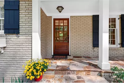 2070 Clay Drive NE, Sandy Springs, GA 30350 - Photo 4