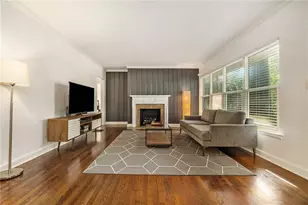 526 Rock Springs Rd NE, Atlanta, GA 30324 - Photo 12