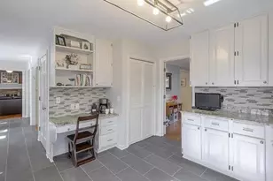 555 Greenland Rd, Sandy Springs, GA 30342 - Photo 8