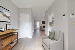 1634 River Main Ct, Lawrenceville, GA 30046 - Photo 2