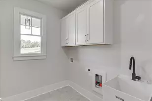1833 Piney Bend Dr, Buford, GA 30518 - Photo 10