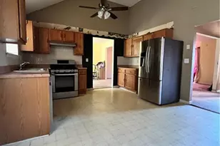 4137 Waldrop Hills Dr, Decatur, GA 30034 - Photo 4