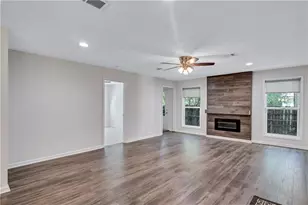 5772 Lilburn Stone Mountain Rd, Stone Mountain, GA 30087 - Photo 6