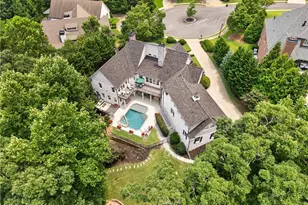 1080 Balmoral Ln, Roswell, GA 30075 - Photo 4