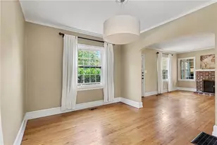 2531 Batavia St, East Point, GA 30344 - Photo 10