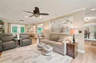 3990 Tall Pine Dr, Marietta, GA 30062 - Photo 6