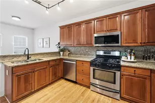 411 Royal Cres Ln E, Canton, GA 30115 - Photo 8