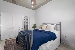 250 Pharr Rd, Atlanta, GA 30305 - Photo 12