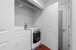 250 Pharr Rd, Atlanta, GA 30305 - Photo 16