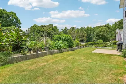 704 Pineglen Drive, Acworth, GA 30102 - Photo 22