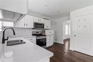 2740 S Hills, Riverdale, GA 30296 - Photo 12