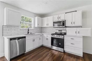 2740 S Hills, Riverdale, GA 30296 - Photo 2