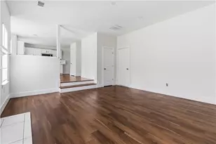 2740 S Hills, Riverdale, GA 30296 - Photo 10