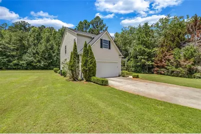 201 Forrest Way, Palmetto, GA 30268 - Photo 2