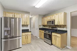 6767 Mancha St, Atlanta, GA 30349 - Photo 12