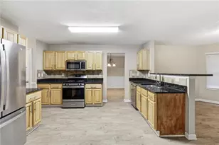 6767 Mancha St, Atlanta, GA 30349 - Photo 10