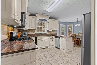 1480 Bramlett Forest Trail, Lawrenceville, GA 30045 - Photo 14