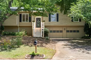 4886 Raven Way NE, Marietta, GA 30066 - Photo 1