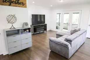 1275 Calhoun Ave, Atlanta, GA 30344 - Photo 4