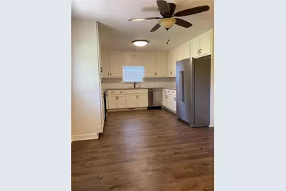 420 Atlanta Highway, Loganville, GA 30052 - Photo 2